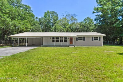 /international/us/3917-wildwood-road-moss-point-ms-110100683856/