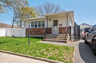 /international/us/652-stewart-avenue-bethpage-ny-110099012621/?lang=en