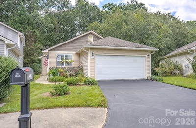 /international/us/177-clear-creekside-drive-hendersonville-nc-110119914404/