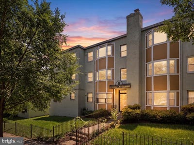 /international/us/2835-gainesville-street-se-washington-dc-110108496565/
