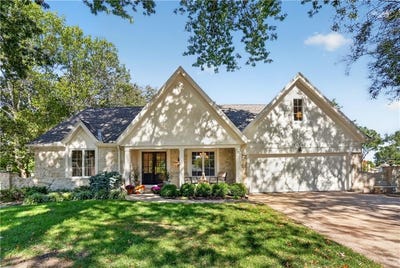/international/us/12710-pembroke-lane-leawood-ks-110120585411/