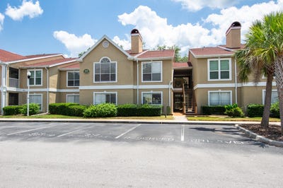 /international/us/9481-highland-oak-dr-tampa-fl-110099461249/