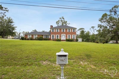 /international/us/1900-williams-court-vidalia-ga-110101456929/