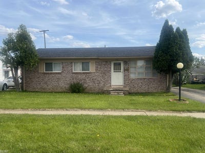 /international/us/1709-w-home-avenue-flint-mi-110107804631/