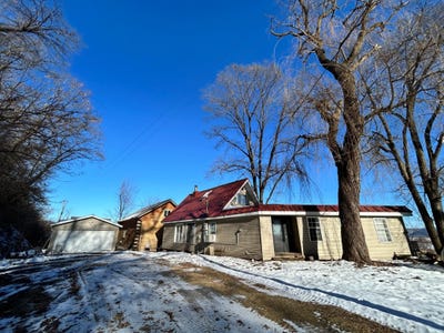 /international/us/911-mississippi-lane-brownsville-mn-110105778704/
