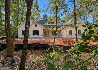 /international/us/248-abbington-way-clarkesville-ga-110119964499/