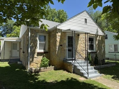 /international/us/917-worcester-street-west-plains-mo-110108034228/
