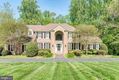 /international/us/11224-devereux-manor-lane-fairfax-station-va-110107507990/