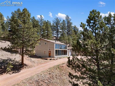 /international/us/5060-county-road-1-cripple-creek-co-110107460375/