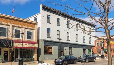 /international/us/104-w-main-street-northville-mi-110105106849/