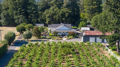 /international/us/2032-hagen-road-napa-ca-110109009994/