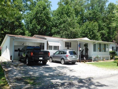 /international/us/122-ariel-loop-hendersonville-nc-110100971877/