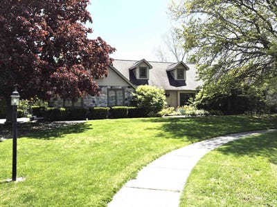 /international/us/908-braxton-court-goshen-in-110107847533/