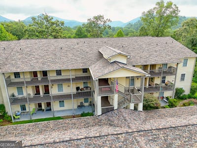 /international/us/300-ginger-creek-lane-clayton-ga-110108383470/