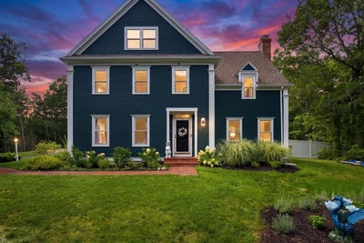 /international/us/31-quaker-village-lane-east-sandwich-ma-110109969048/