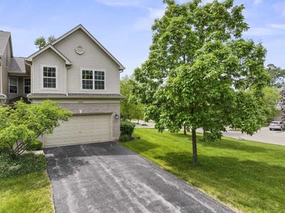 /international/us/2822-granite-court-crystal-lake-il-110108395326/