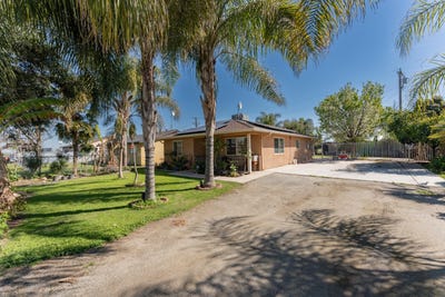 /international/us/16870-cloverdale-road-tulare-ca-110098159995/