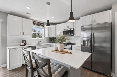 /international/us/8036-149th-lane-nw-ramsey-mn-110109692843/