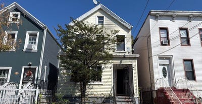 /international/us/71-milford-street-brooklyn-ny-110110309360/