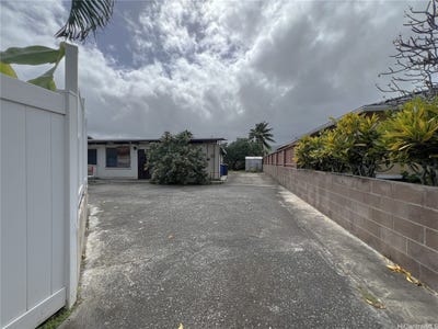 /international/us/241-kihapai-street-kailua-hi-110106172646/