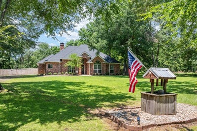 /international/us/6881-scenic-drive-eustace-tx-110107859814/