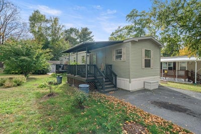 /international/us/27-hayes-park-exeter-nh-110107935026/