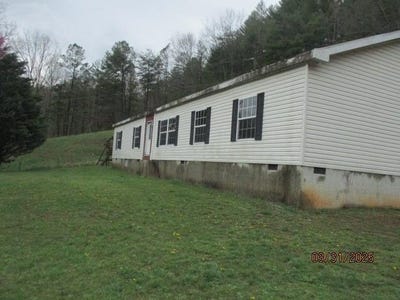/international/us/3987-yellow-creek-rd-robbinsville-graham-nc-110099070955/
