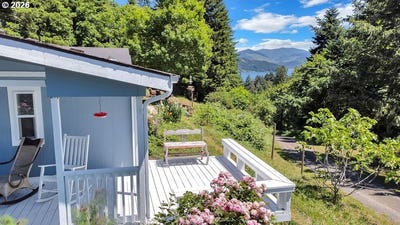 /international/us/35235-row-river-rd-cottagegrove-or-110108473294/