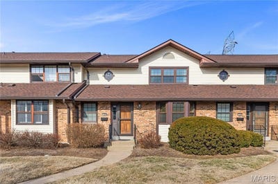 /international/us/1341-snapdragon-court-st-louis-mn-110105696646/