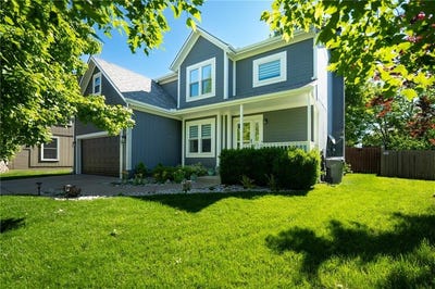 /international/us/1002-n-clinton-street-olathe-ks-110100628581/