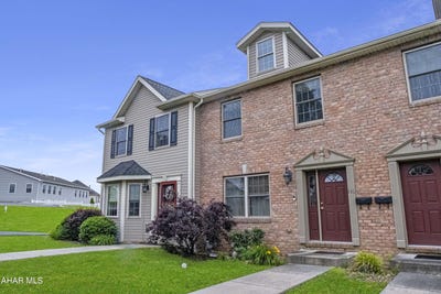 /international/us/113-holliday-hills-drive-hollidaysburg-pa-110100359612/