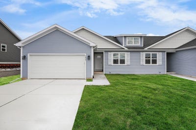 /international/us/308-lilac-lane-stoughton-wi-110099022956/