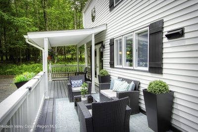 /international/us/295-pine-lane-hunter-ny-110102529265/