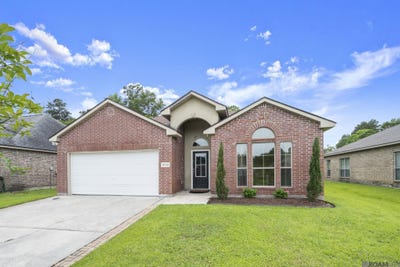 /international/us/26229-avoyelles-ave-denham-springs-la-110107966055/