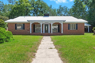 /international/us/402-e-poplar-st-atmore-al-110107465150/
