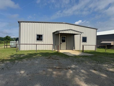 /international/us/2351-old-county-rd-pocahontas-ar-110108359848/