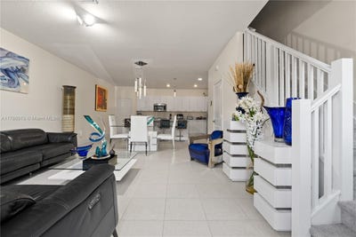 /international/us/8292-nw-43-street-doral-fl-110098835937/