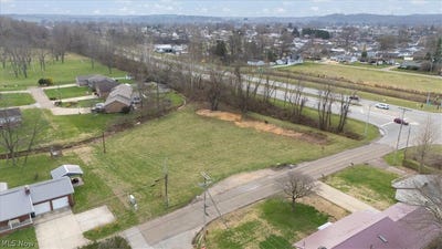 /international/us/braun-road-n-side-belpre-oh-110107167462/