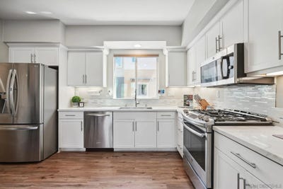 /international/us/219-antoni-gln-unit-1206-escondido-ca-110098964563/