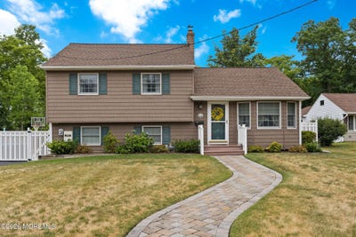 /international/us/57-pedee-place-middletown-nj-110109056017/