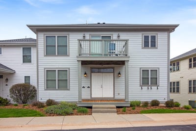 /international/us/211-garden-terrace-douglas-mi-110107664073/