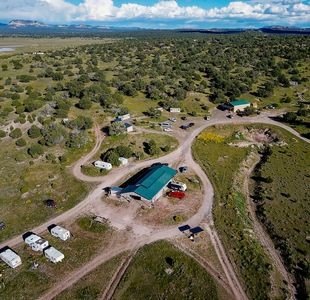 /international/us/30-bobcat-lane-pie-town-nm-110104109975/