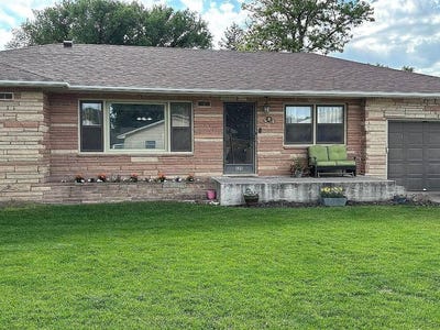 /international/us/409-south-frances-street-saint-francis-ks-110108782946/