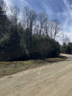 /international/us/welch-view-drive-lot-1-thornton-nh-110104187295/
