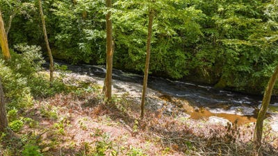 /international/us/tbd-nashs-knoll-cashiers-nc-110101149594/