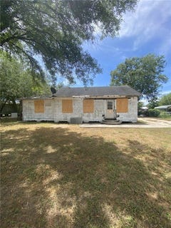 /international/us/629-sw-7th-street-premont-tx-110101401000/