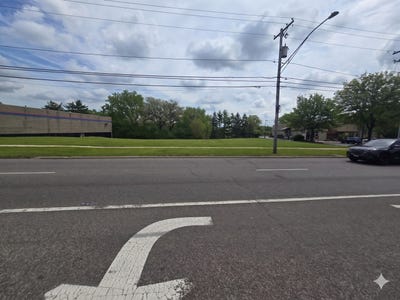 /international/us/403-405-s-lincolnway-street-north-aurora-il-110107847478/