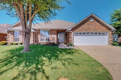 /international/us/1115-cresthaven-drive-cedar-hill-tx-110100337418/