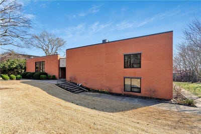 /international/us/313-lafayette-street-fayetteville-ar-110106211274/