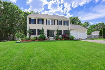 /international/us/7-stanley-cir-mansfield-ma-110108813603/